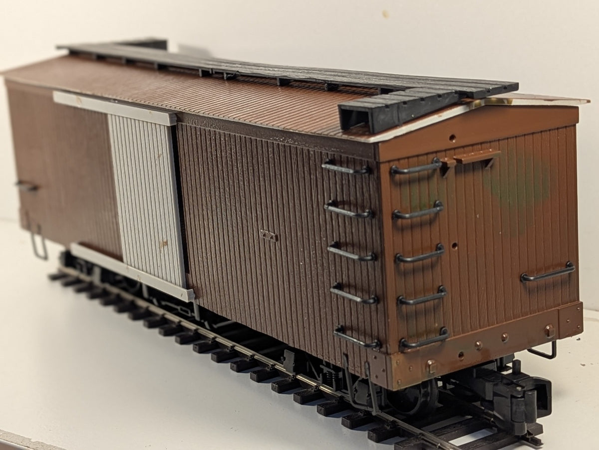 Bachmann Big Haulers 98903 G Gauge Wooden Boxcar Kit - built