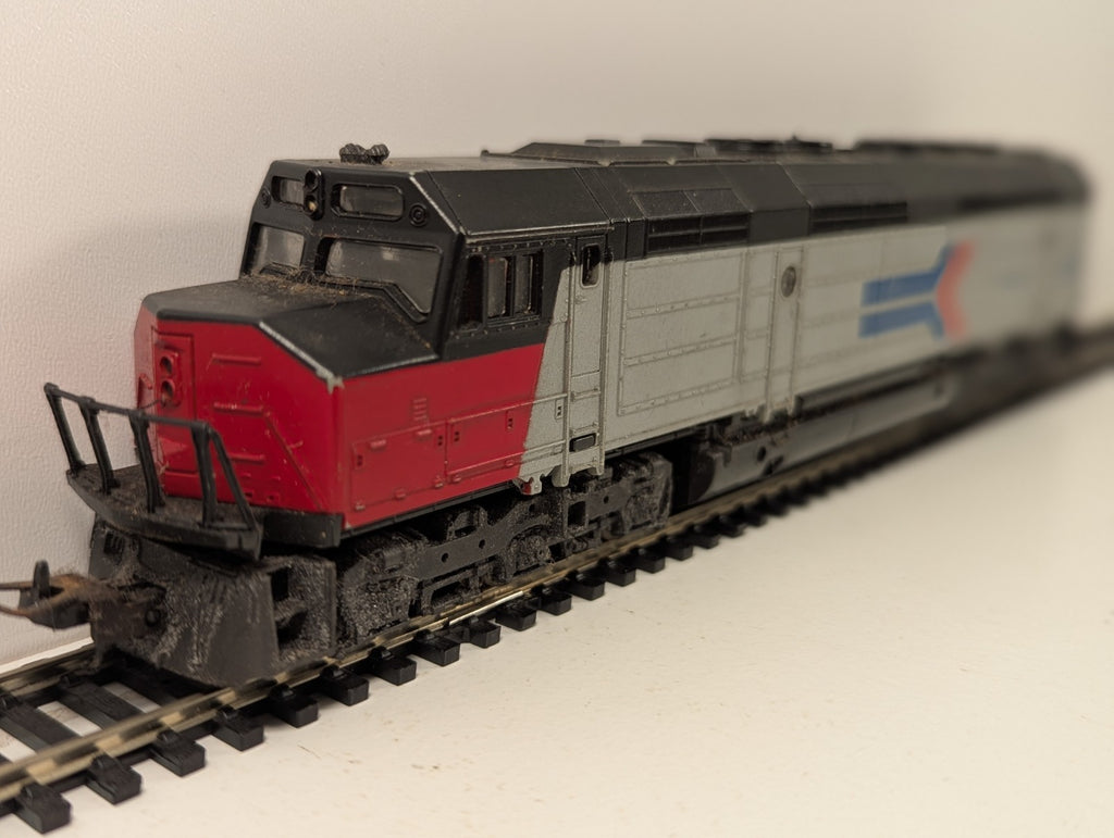 Lima HO Gauge Amtrak #523 Diesel Locomotive (Split from Starter Set)