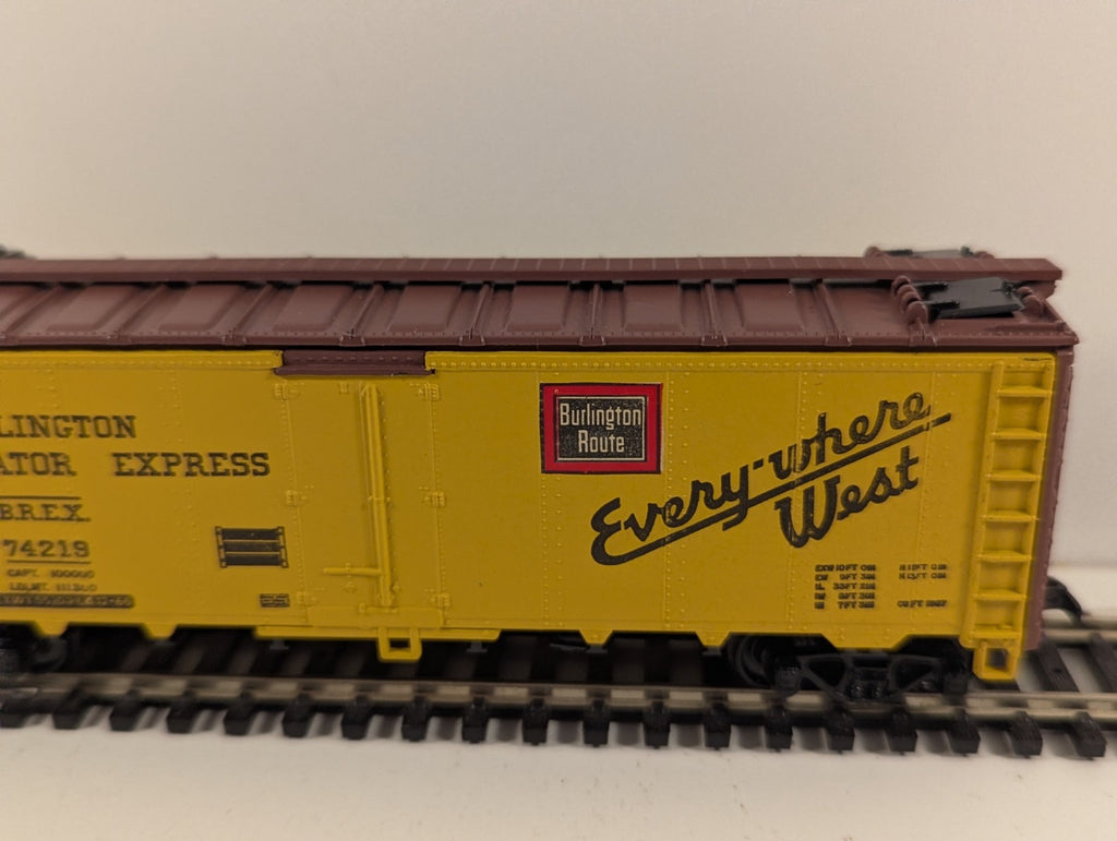 Athearn HO Gauge BREX 74219 40ft Steel Reefer Wagon