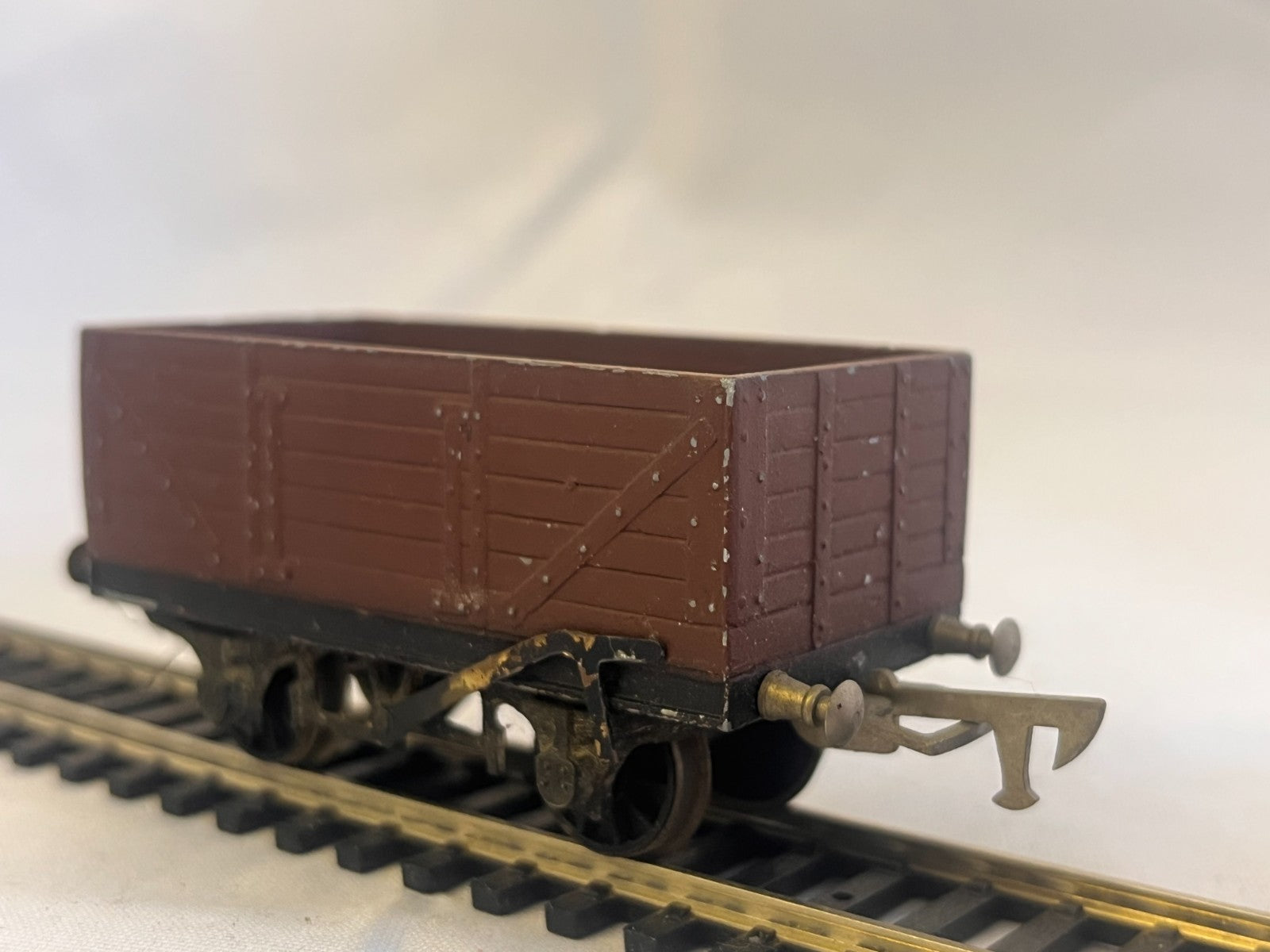 Graham Farish Brown 7 Plank Open Wagon