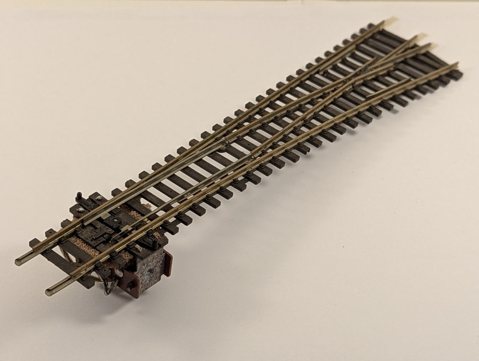Peco OO Gauge Point with Point Motor