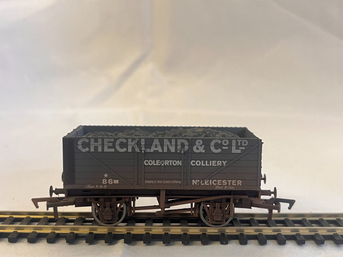 Dapol OO Gauge Checkland & Co Coleorton Colliery 7 Plank Wagon