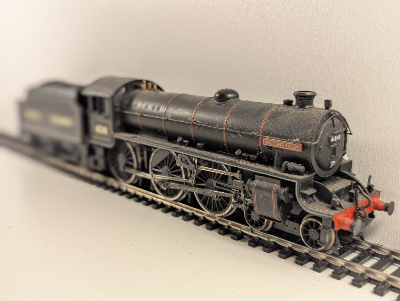 Bachmann OO Gauge Thompson Class B1 'Viscount Ridley' Steam Locomotive
