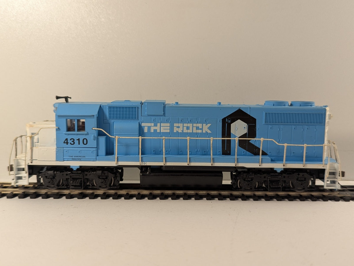 Athearn HO Gauge GP38-2 Powered Diesel Locomotive 4310 Rock Island Blue & White