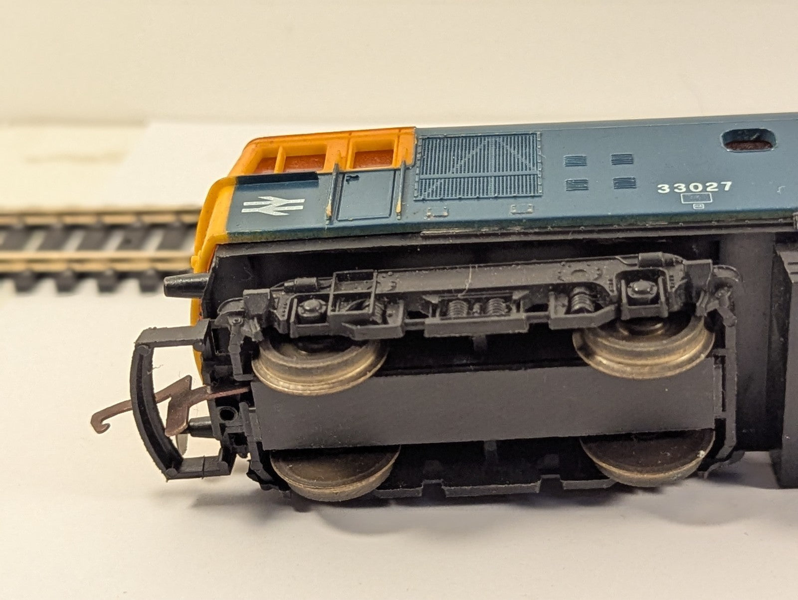 Lima BR Class 33 "Earl Mountbatten of Burma" Diesel Locomotive OO Gauge