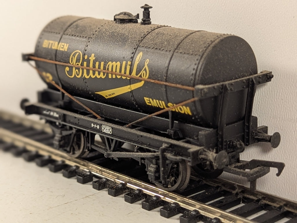 Bachmann OO Gauge 14 Ton Tank Wagon Bitumuls Goods Wagon 12 Bitumuls