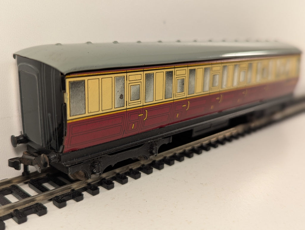 Hornby Dublo BR Gresley Corridor Composite Coach OO Gauge