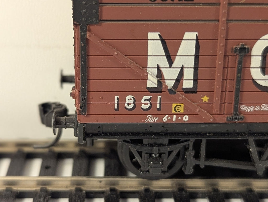Mainline OO Gauge 12 Ton Coke Wagon 'Moy Colchester' Goods Wagon 1851