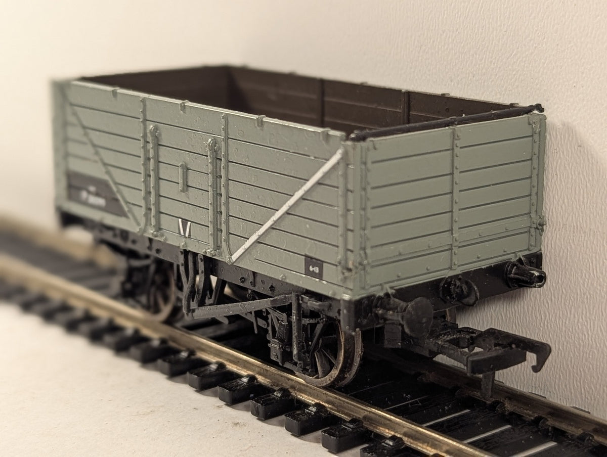 Bachmann OO Gauge 7-Plank Open Wagon Goods Wagon P 38099 BR Grey 37-061