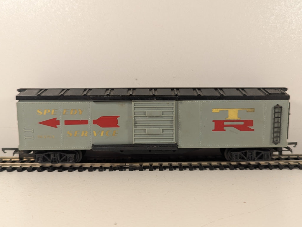 Tri-ang R136 Long Box Car 'Speedy' OO Gauge