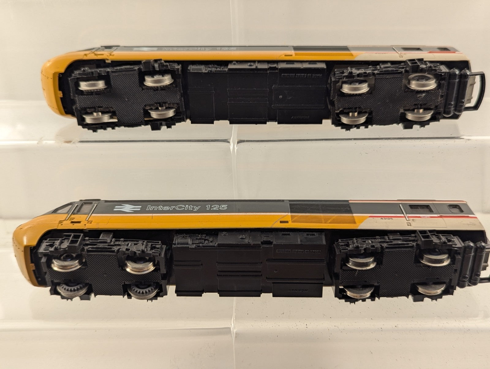 Hornby BR Class 43 HST Power Cars BR Livery Motor & Dummy