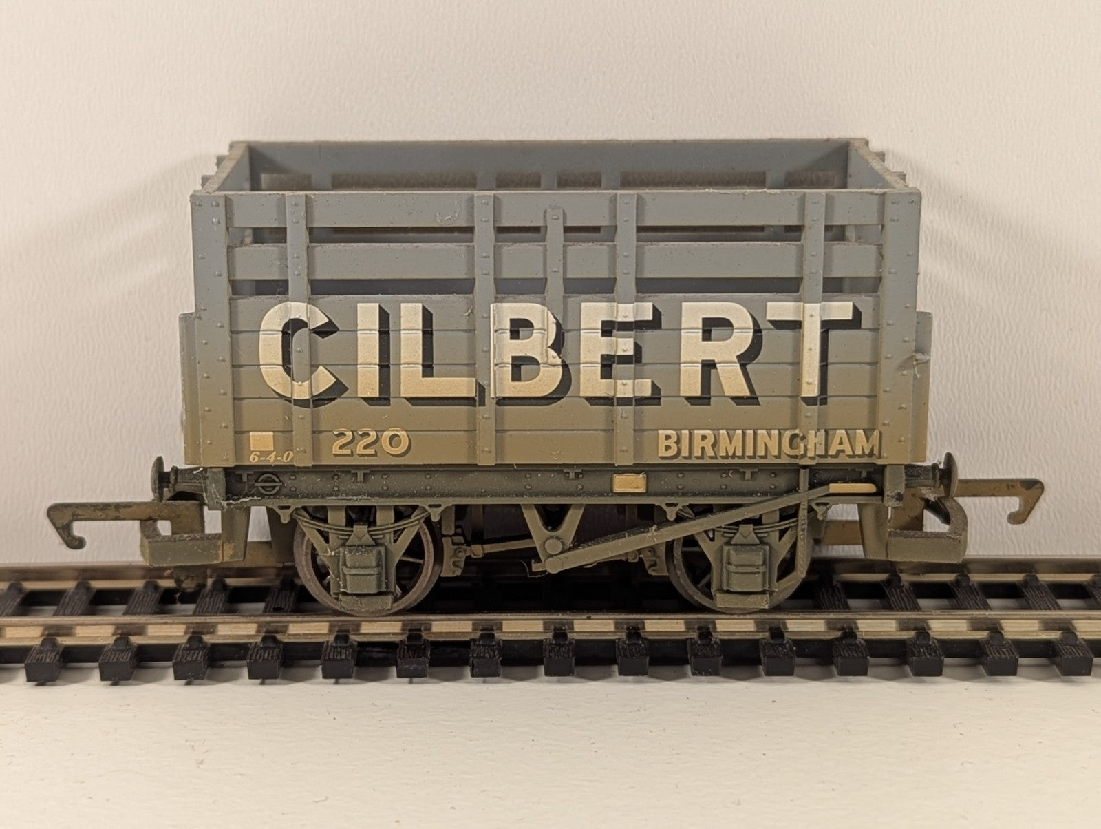 Hornby R6151 ‘Cilbert’ Coke Wagon 220