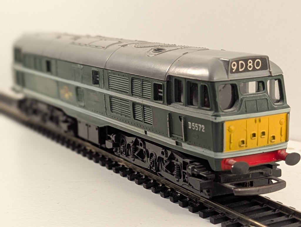 Hornby R357 OO Gauge BR Class 31 Diesel BR Green