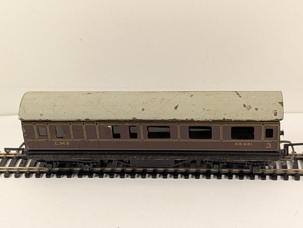 Trix OO Gauge LMS 3rd Class Brake Coach