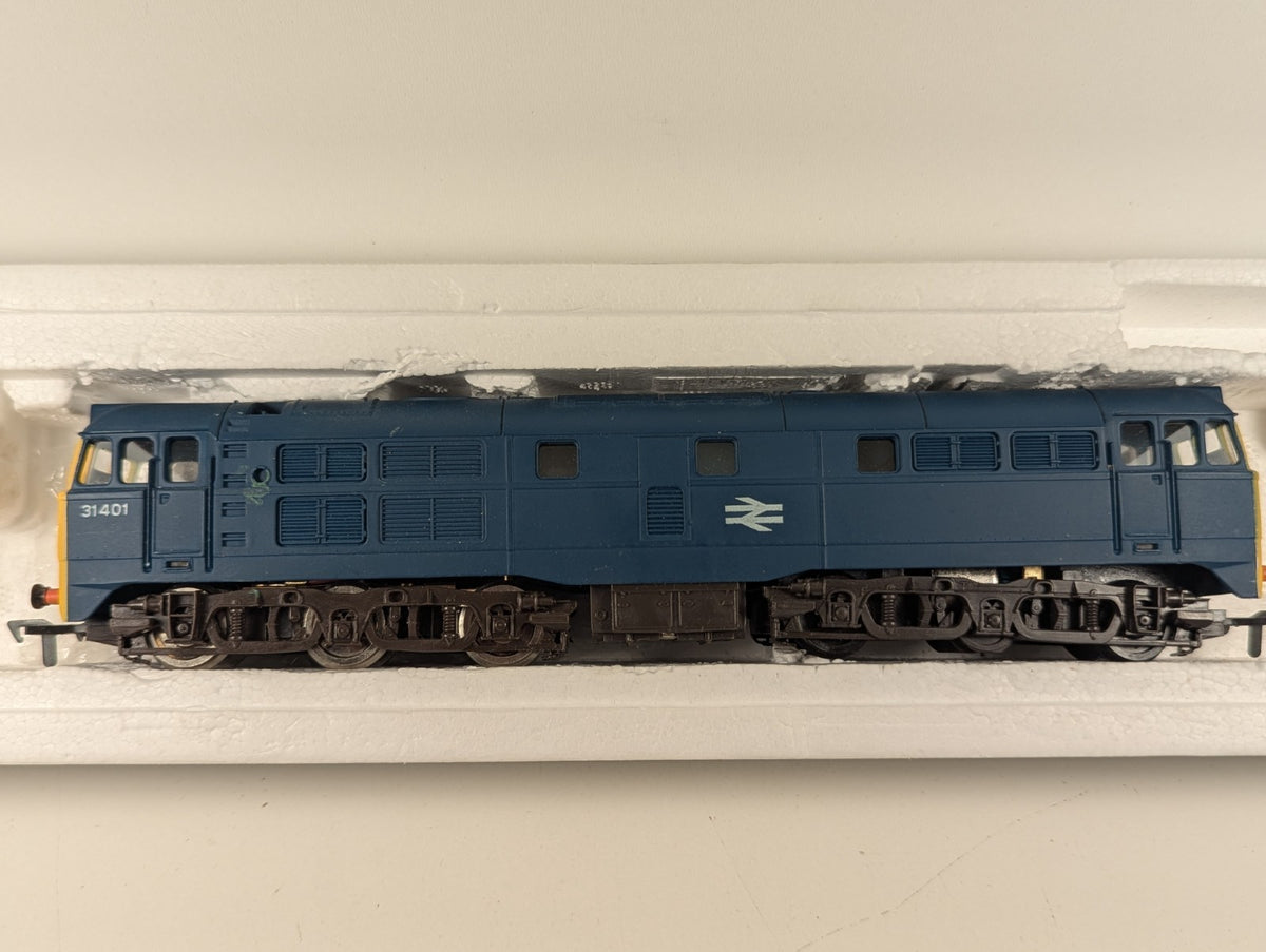 Airfix 54100-6 OO Gauge BR Class 31/4 Diesel Locomotive 31401 – BR Blue