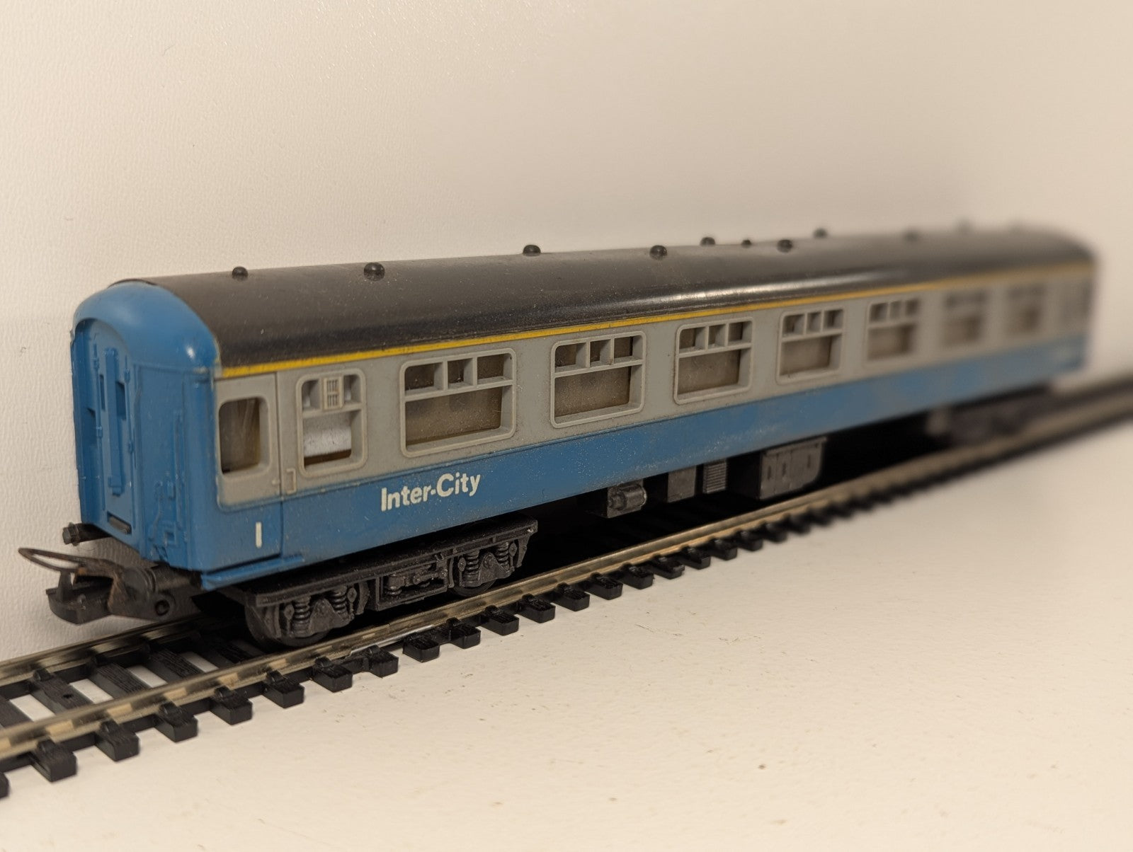 Lima HO Gauge BR Blue & Grey Composite Coach
