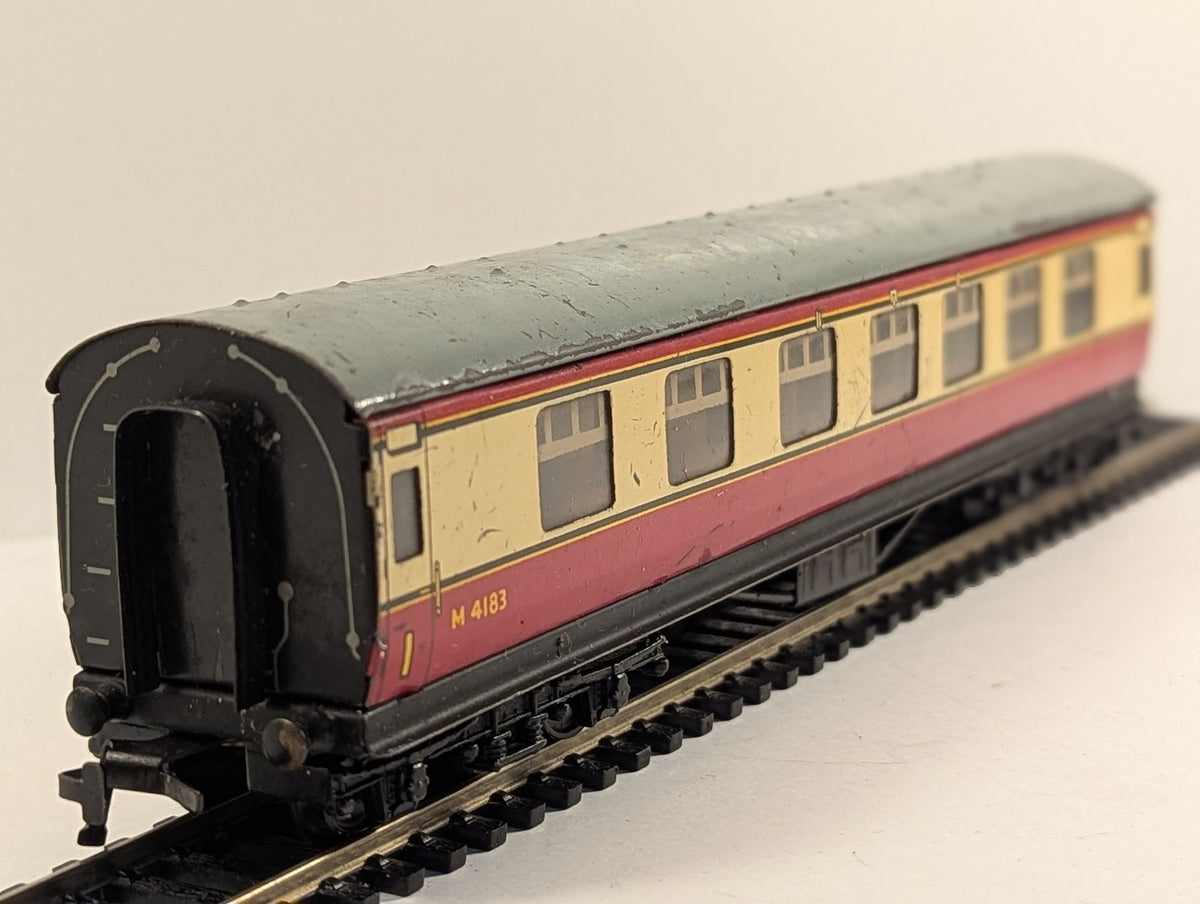 Hornby Dublo OO Gauge BR Corridor Composite Coach Passenger Coach M 4183