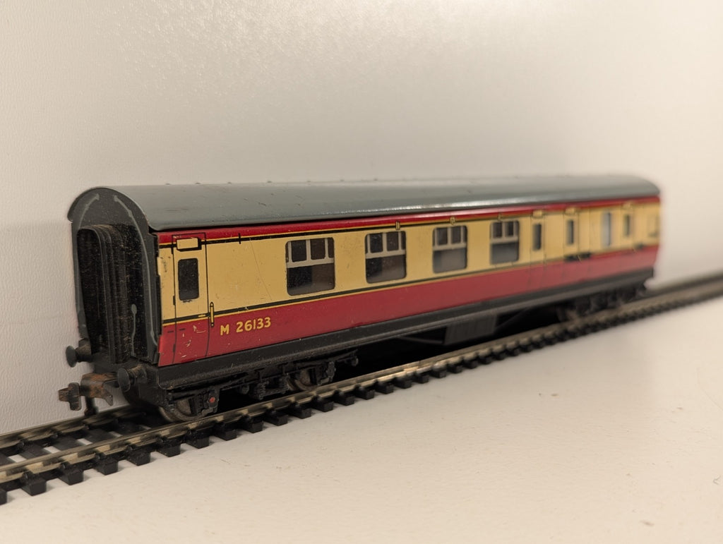 Hornby Dublo 32018 OO Gauge D12 Corridor Brake Third Coach - Boxed