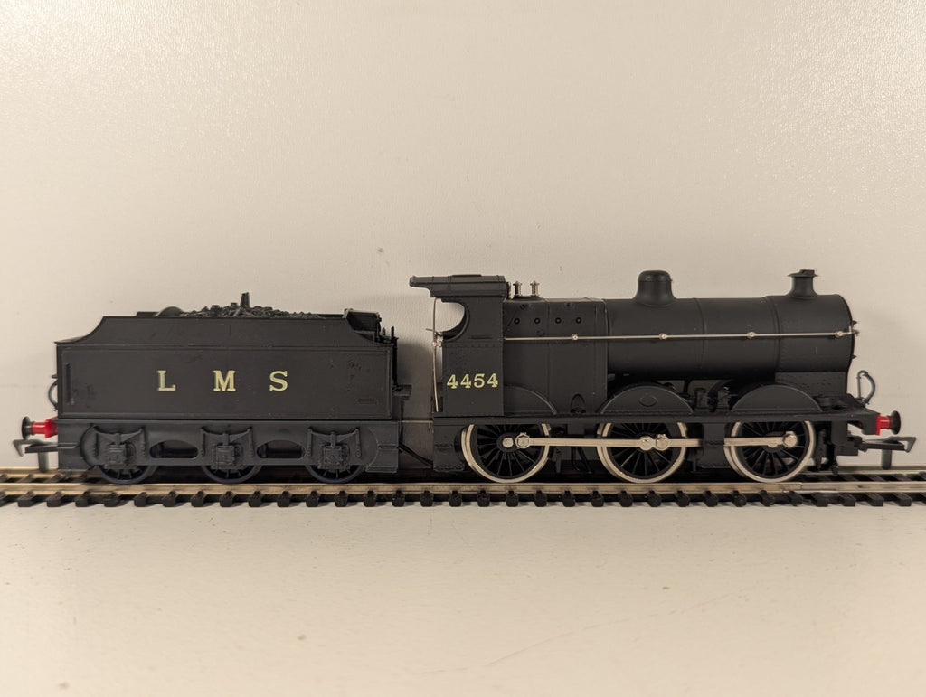 Airfix 54122-6 LMS Fowler Class 4F No.4454 Steam Locomotive OO Gauge Boxed