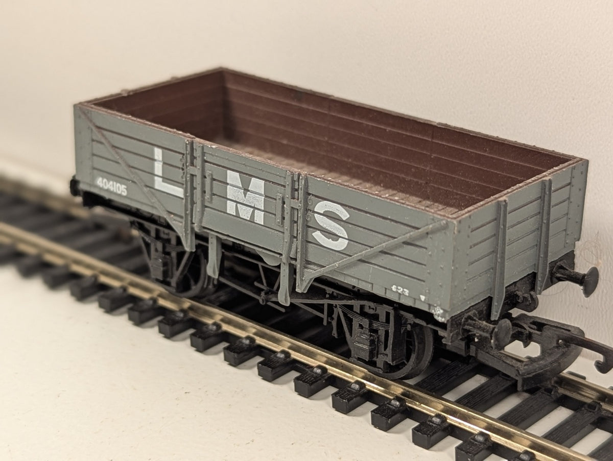 Dapol OO Gauge LMS Grey Open Plank Wagon