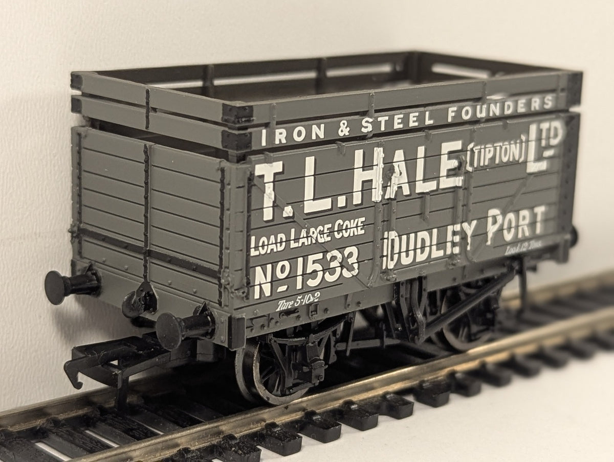 Bachmann OO Gauge 7 Plank End Door Wagon with Coke Rails T. L. Hale (Tipton) Ltd