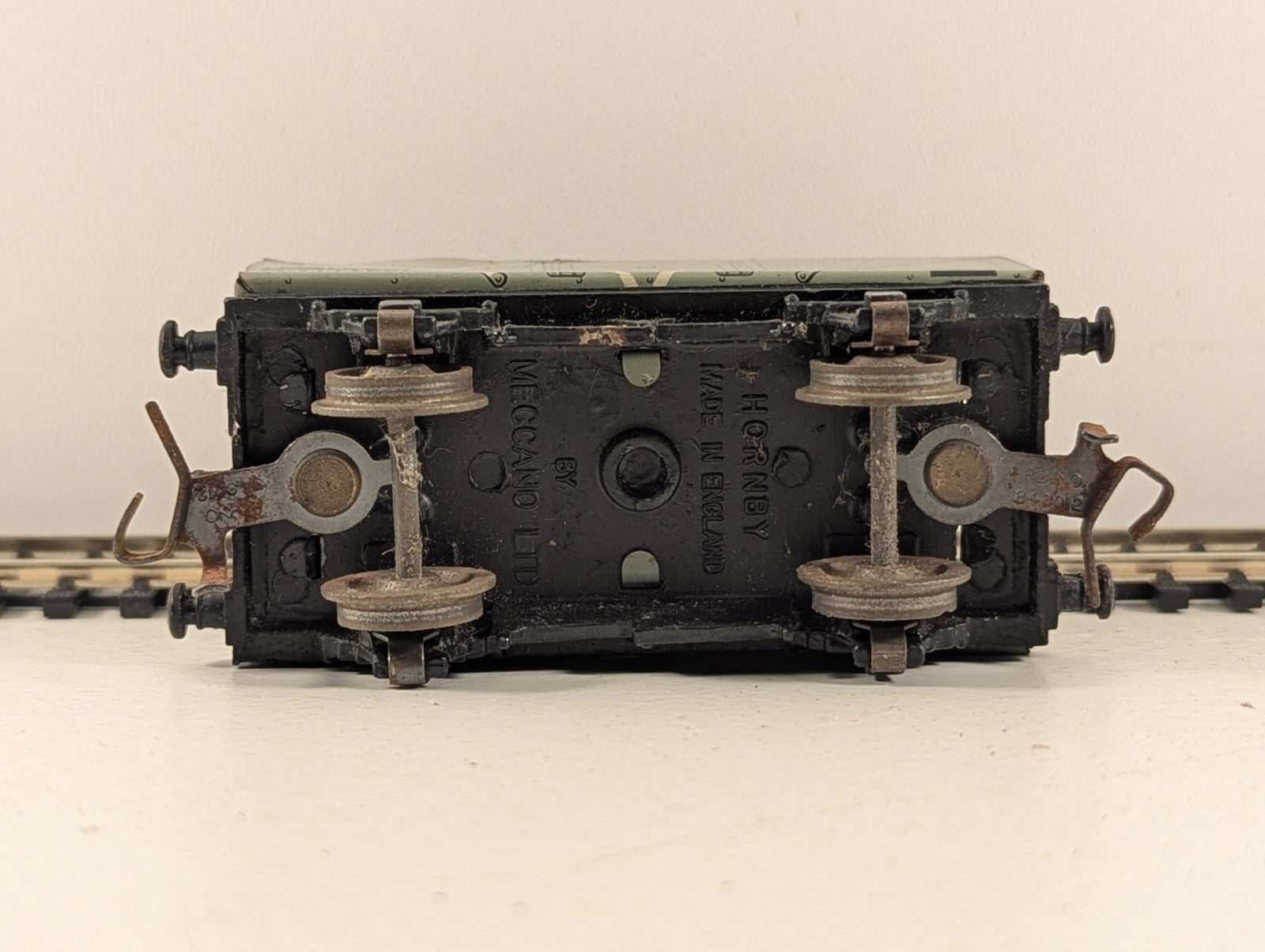 Hornby Dublo 32030 OO Gauge BR Grey D2 Coal Wagon with Coal Load - Boxed