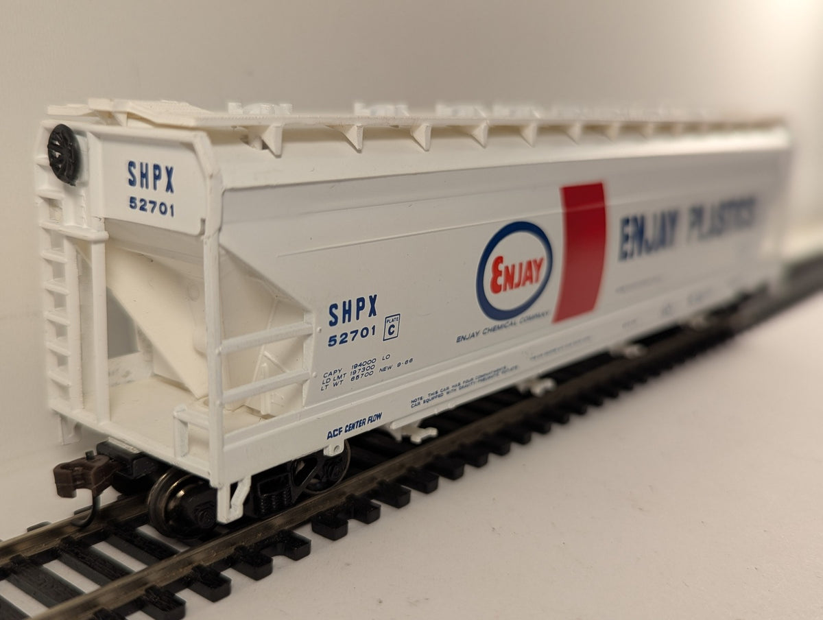 Bachmann HO Gauge 56' Center-Flow Hopper Wagon SHPX 52701 Enjay Plastics 17544