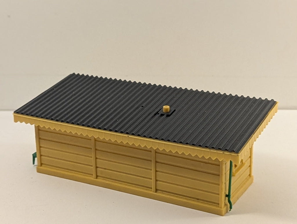 Hornby R510 OO Gauge Platform Shelter