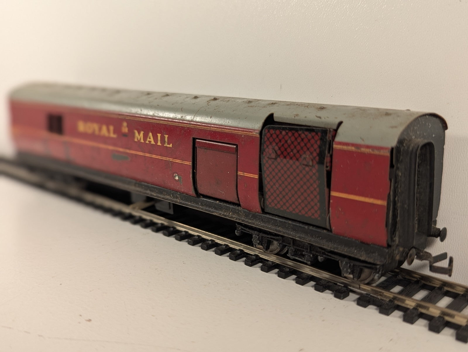 Hornby Dublo OO Gauge Royal Mail Travelling Post Office Coach