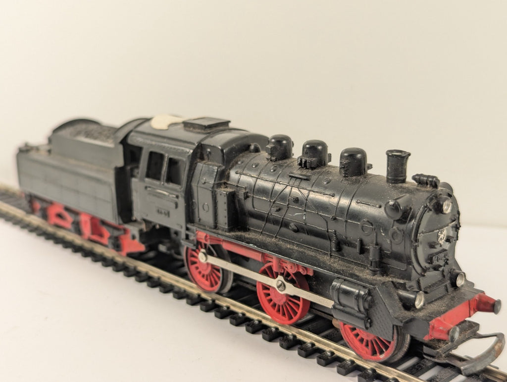 Roco HO Gauge German 0-6-0 Tender Engine Non-Runner