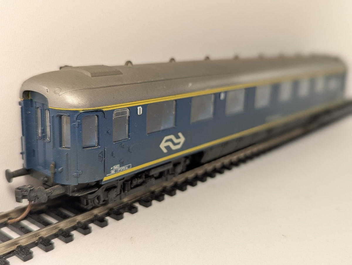 Rivarossi HO Scale NS Plan D 1st Class Coach Passenger Coach 51 84 18-40 102-3
