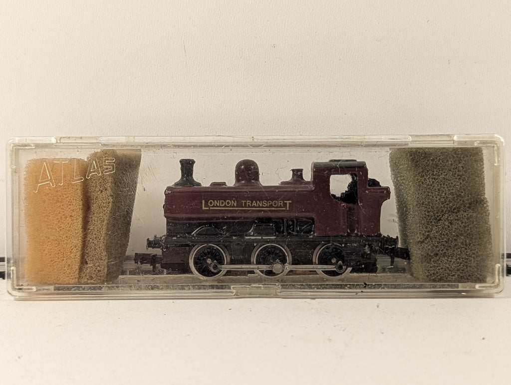 Graham Farish N Gauge Class J94 Saddle Tank Steam Locomotive