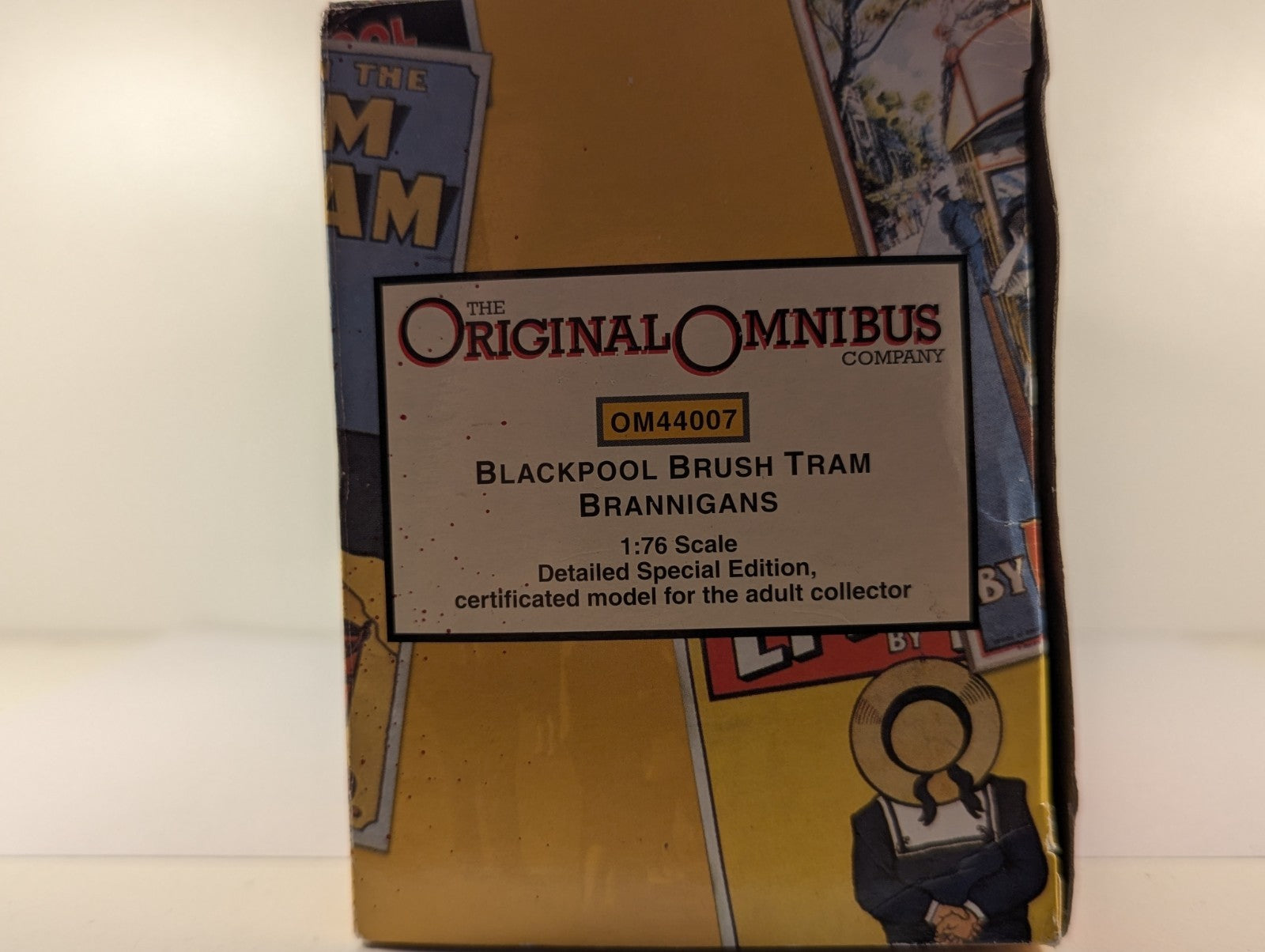 Corgi 1:76 Scale Blackpool Brush Tram 632 Brannigans Blackpool OM44