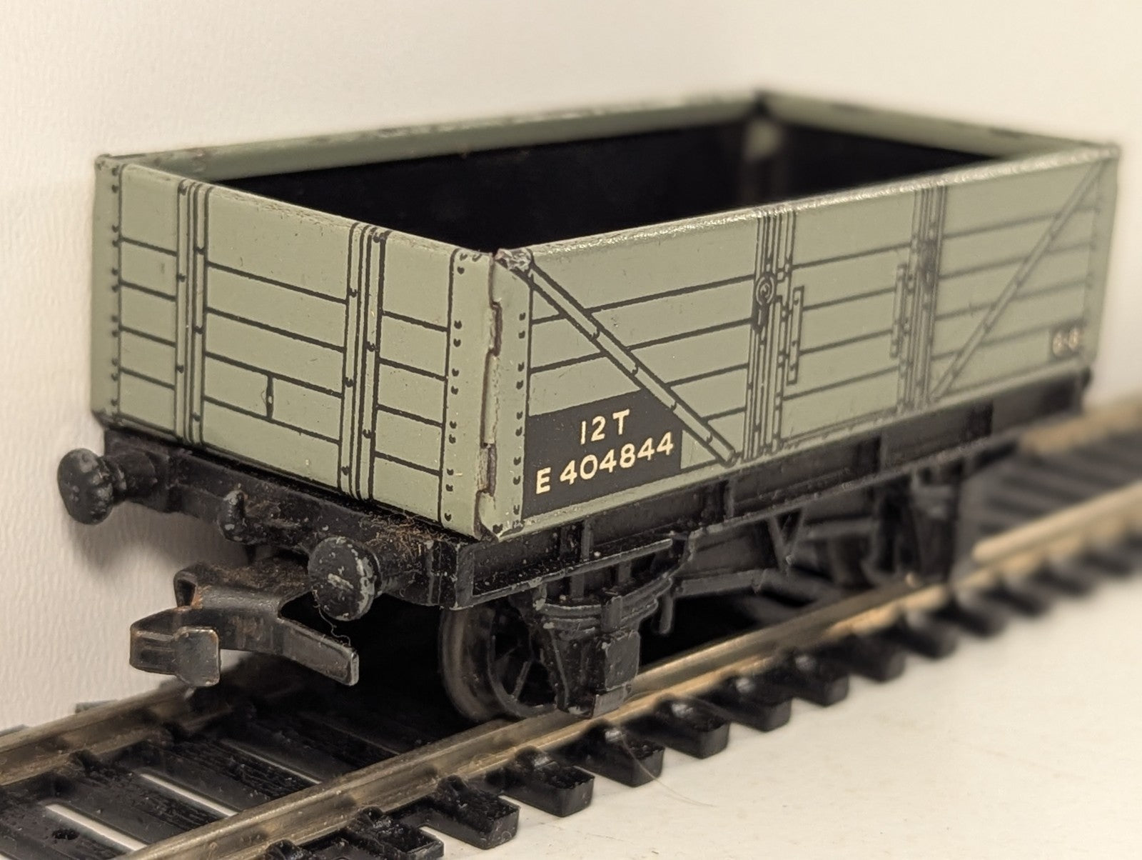 Hornby Dublo 32075 BR 5 Plank Open Wagon E404844 Grey OO Gauge