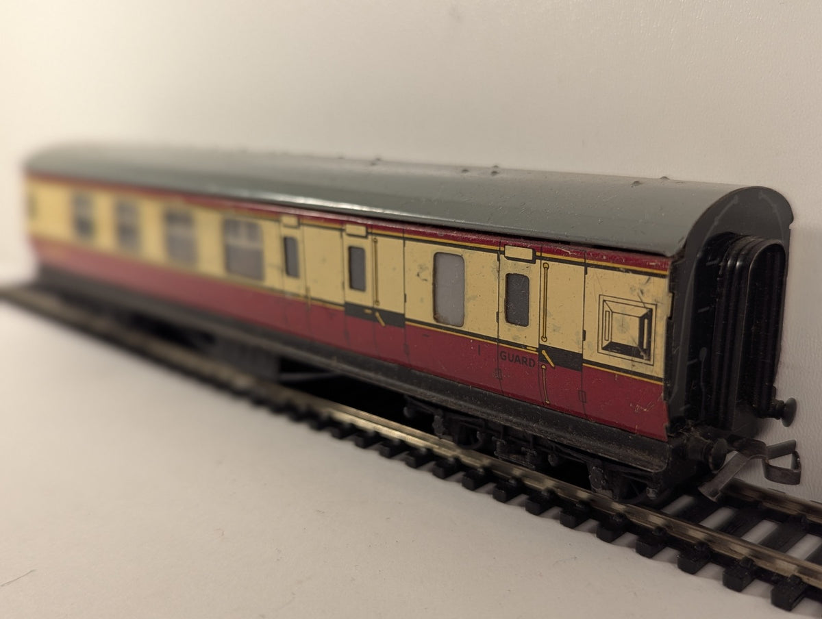 Hornby-Dublo OO Gauge BR Carmine & Cream Brake Third Coach Passenger Coach