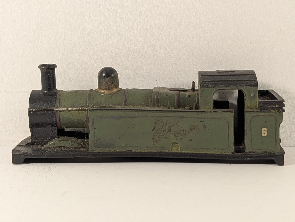 Tri-ang OO Gauge Class 3F Jinty 0-6-0T Steam Locomotive Repainted Green R.52