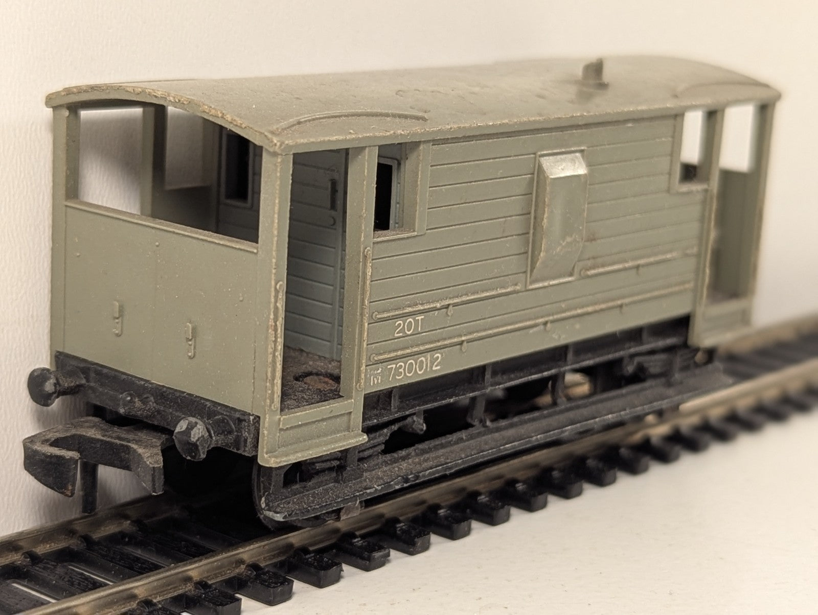 Hornby Dublo BR 20 Ton Goods Brake Van OO Gauge