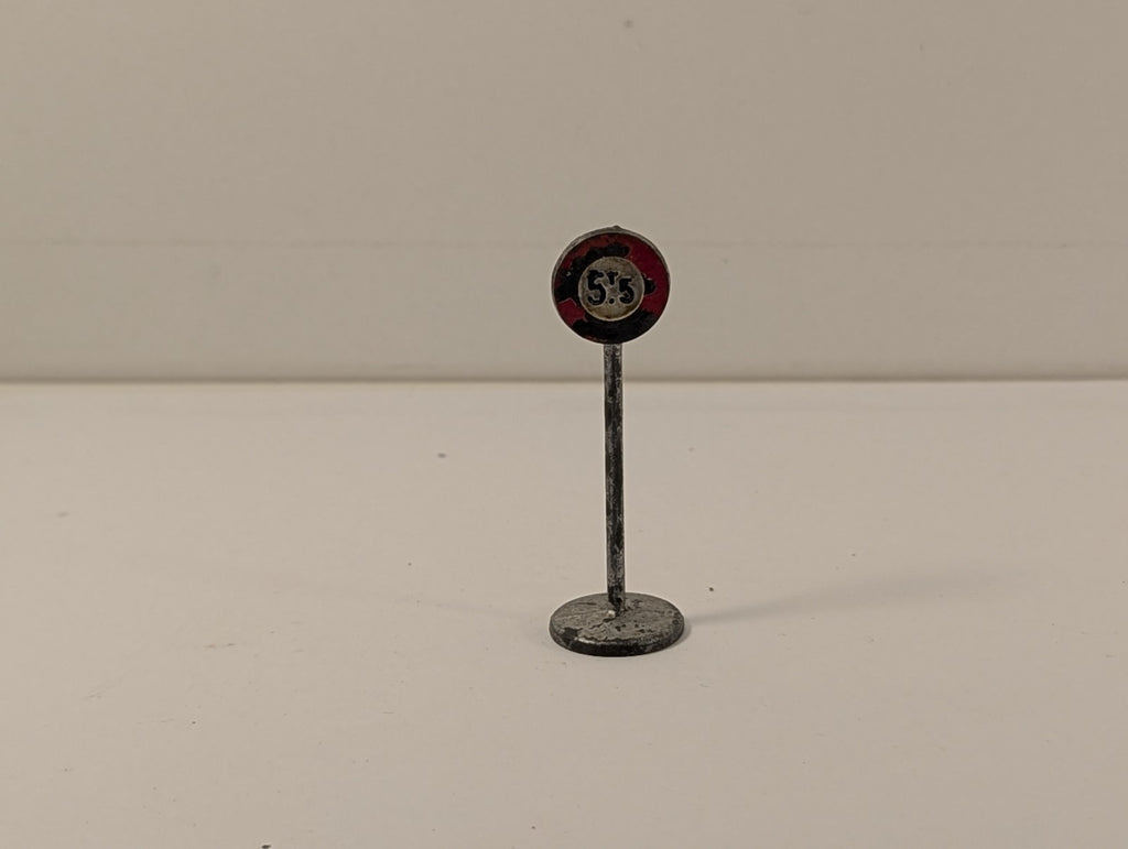 Dinky Toys French Weight Limit 5.5t Road Sign