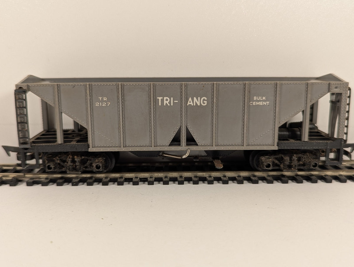 Tri-ang OO Gauge Operating Bulk Cement Wagon Goods Wagon TR 2127 Grey R137