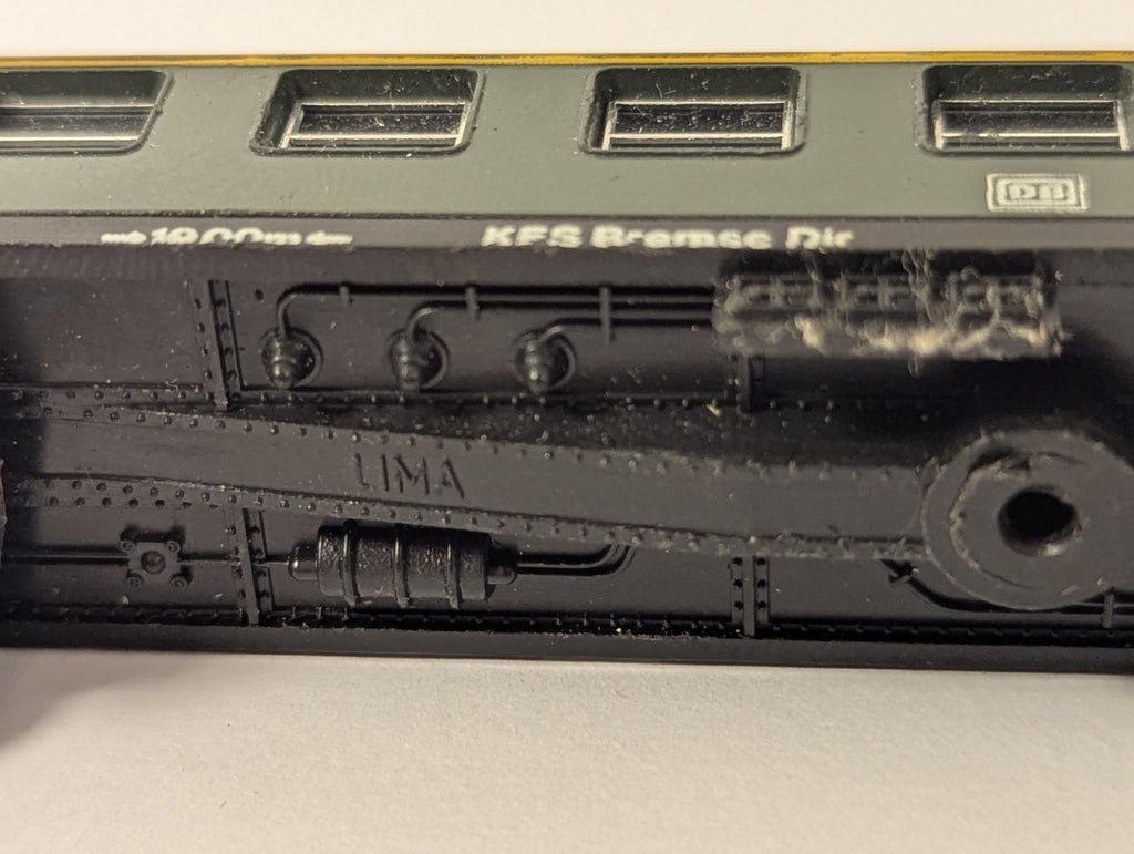 Lima N Gauge Passenger Coach