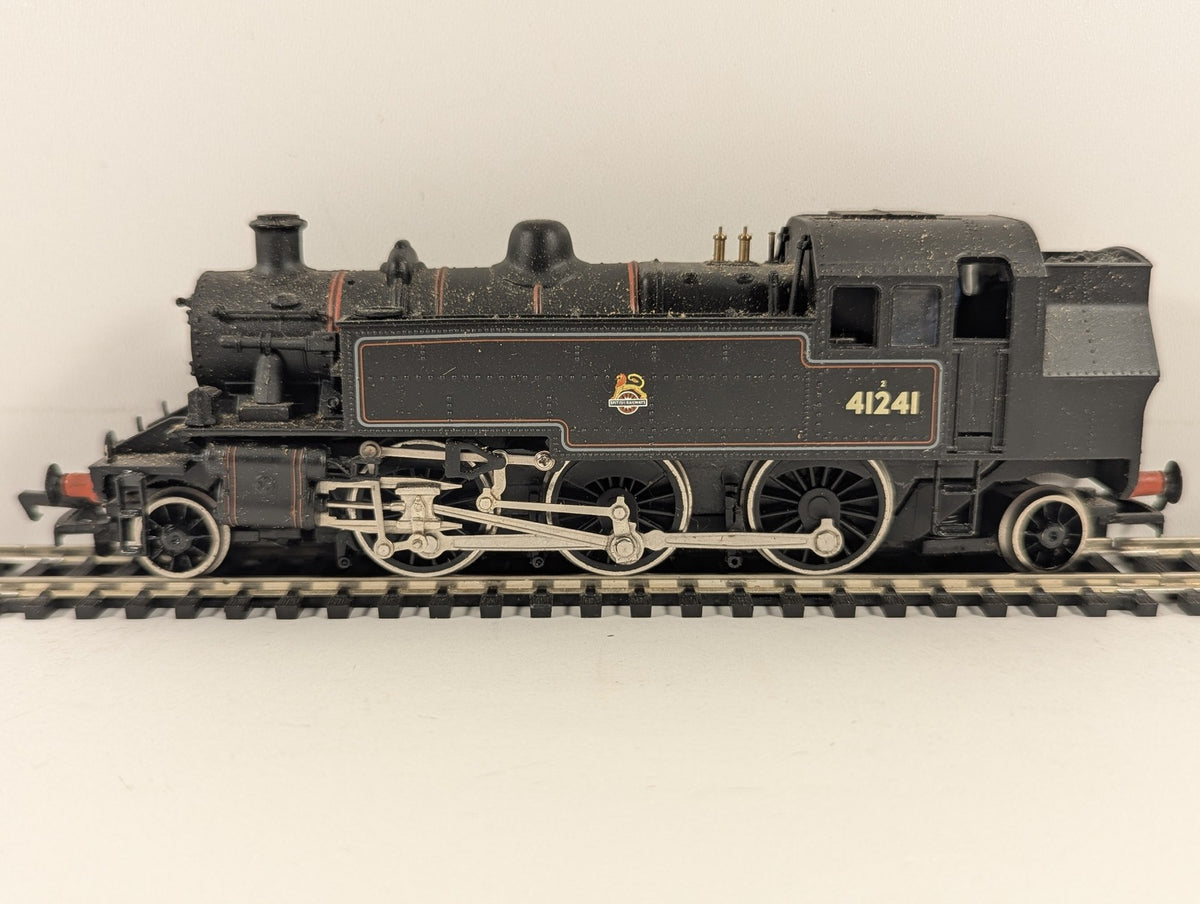 Bachmann OO Gauge Ivatt 2-6-2 Tank Steam Locomotive 41241 BR Lined Black 31-451
