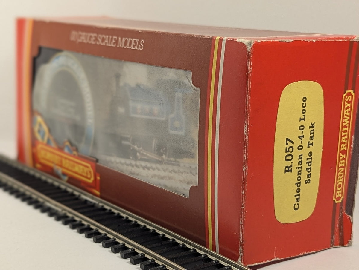 Hornby OO Gauge Caledonian 'Pug' Class 0-4-0 Saddle Tank Locomotive 270