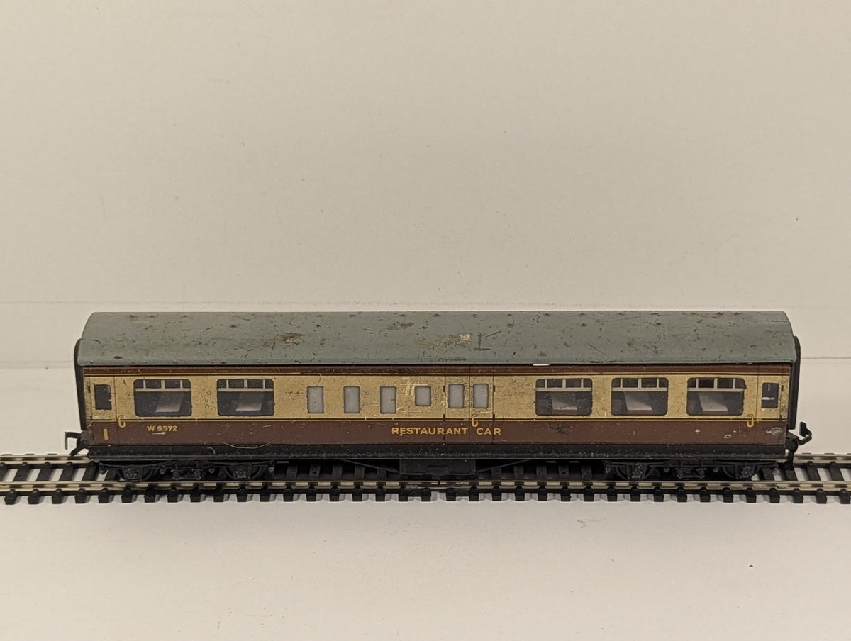Hornby Dublo OO Gauge BR (WR) Restaurant Car Passenger Coach W 9572