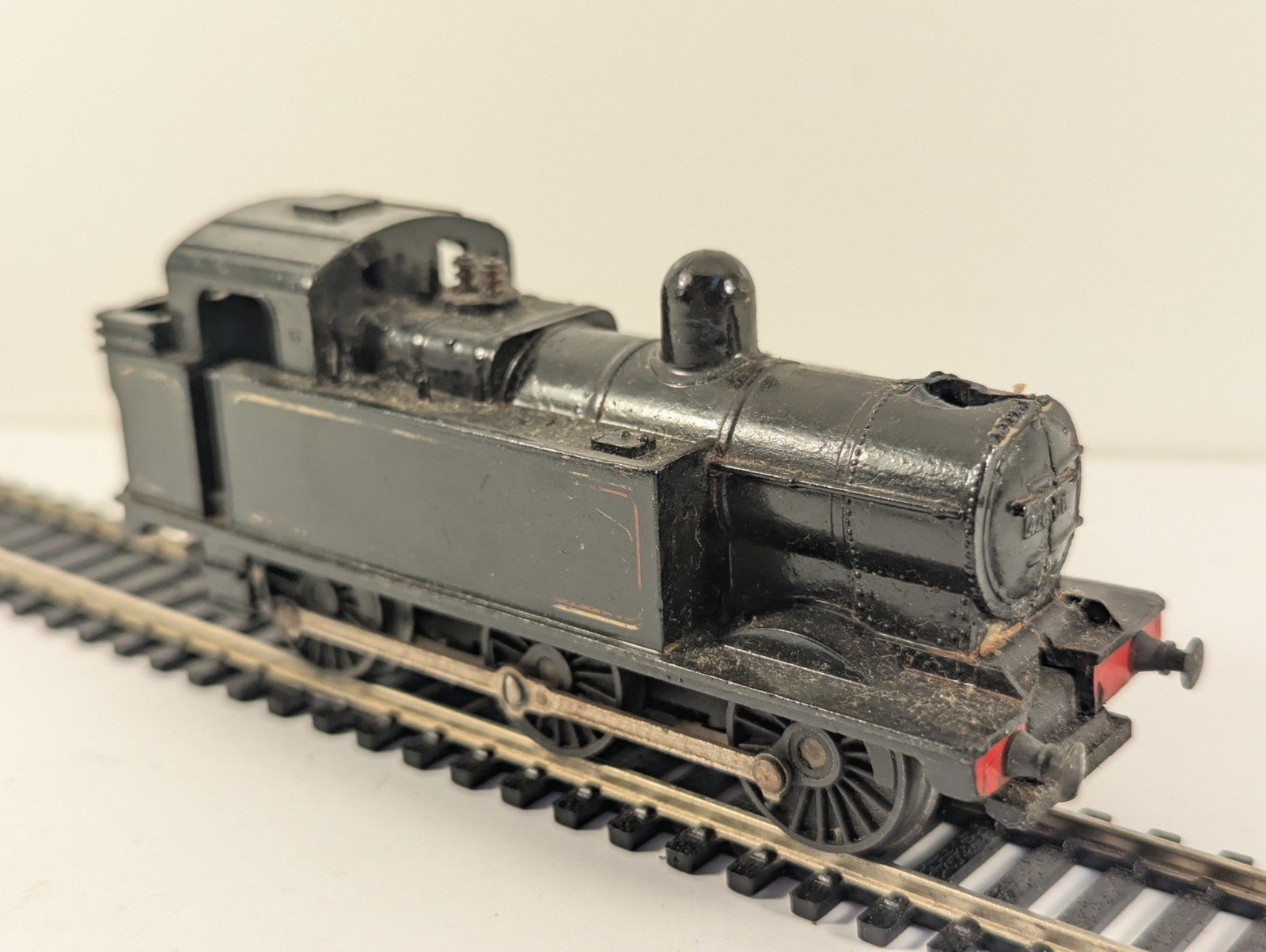 Triang Jinty 0-6-0 Spares/Repair Missing Chimney