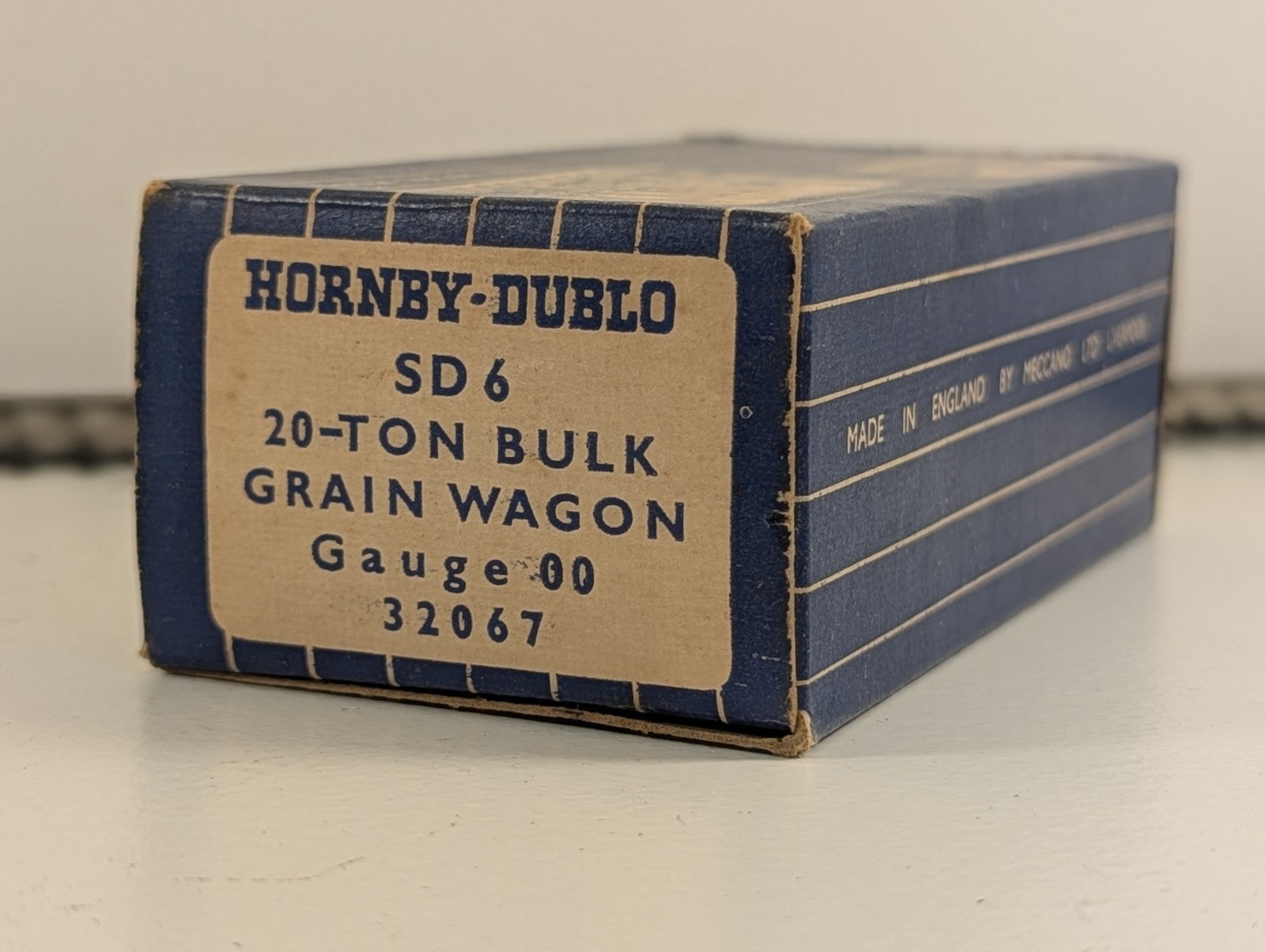 Hornby Dublo 32067 OO Gauge Grey 20 Ton Bulk Grain Wagon - Boxed