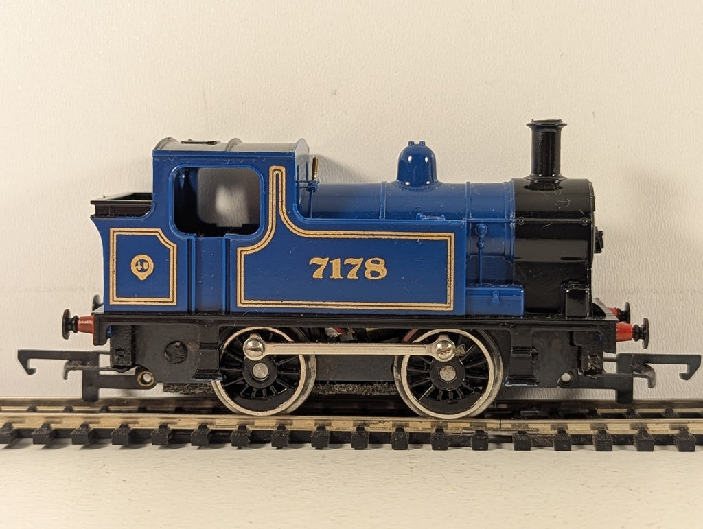Hornby OO Gauge 0-4-0 Steam Tank Locomotive Steam Locomotive 7178 Blue R.255