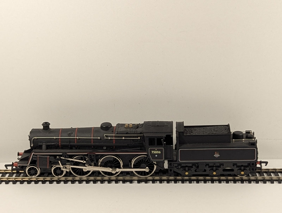 Mainline OO Gauge BR Standard Class 4MT Steam Locomotive 75006 BR Lined Black