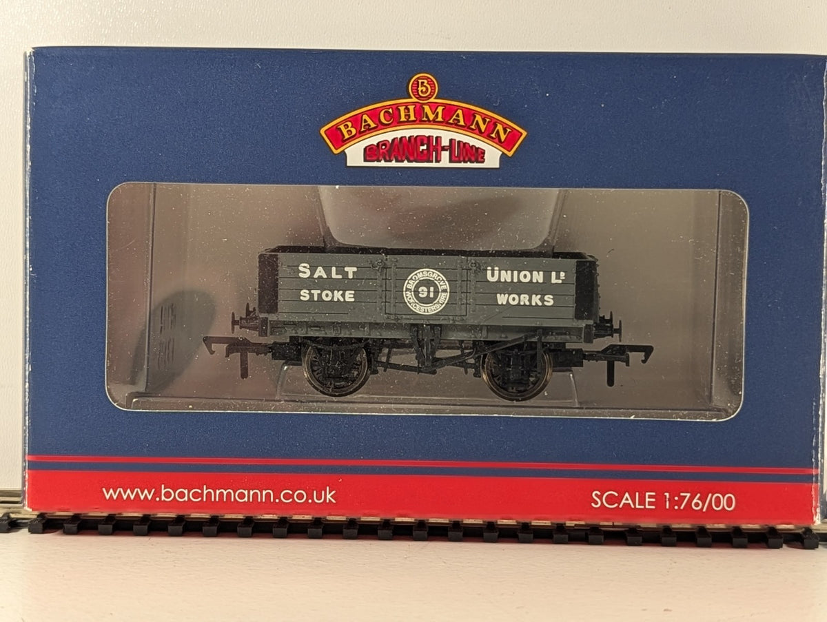 Bachmann Branchline 37-062 OO Gauge 5 Plank Wagon Salt Union Ltd