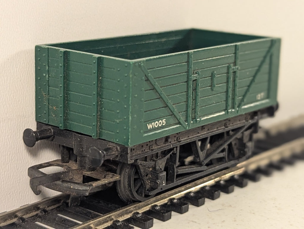 Tri-ang OO Gauge 12T 7-Plank Open Wagon Goods Wagon W1005 BR Green R.113