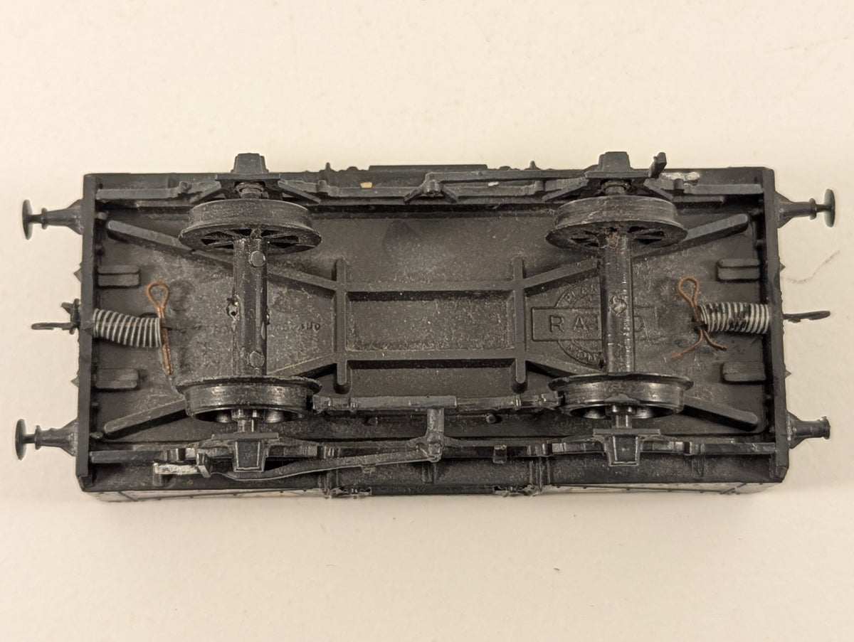 Peco OO Gauge GWR 5 Plank Open Wagon – Built Kit and missing 2 buffer heads